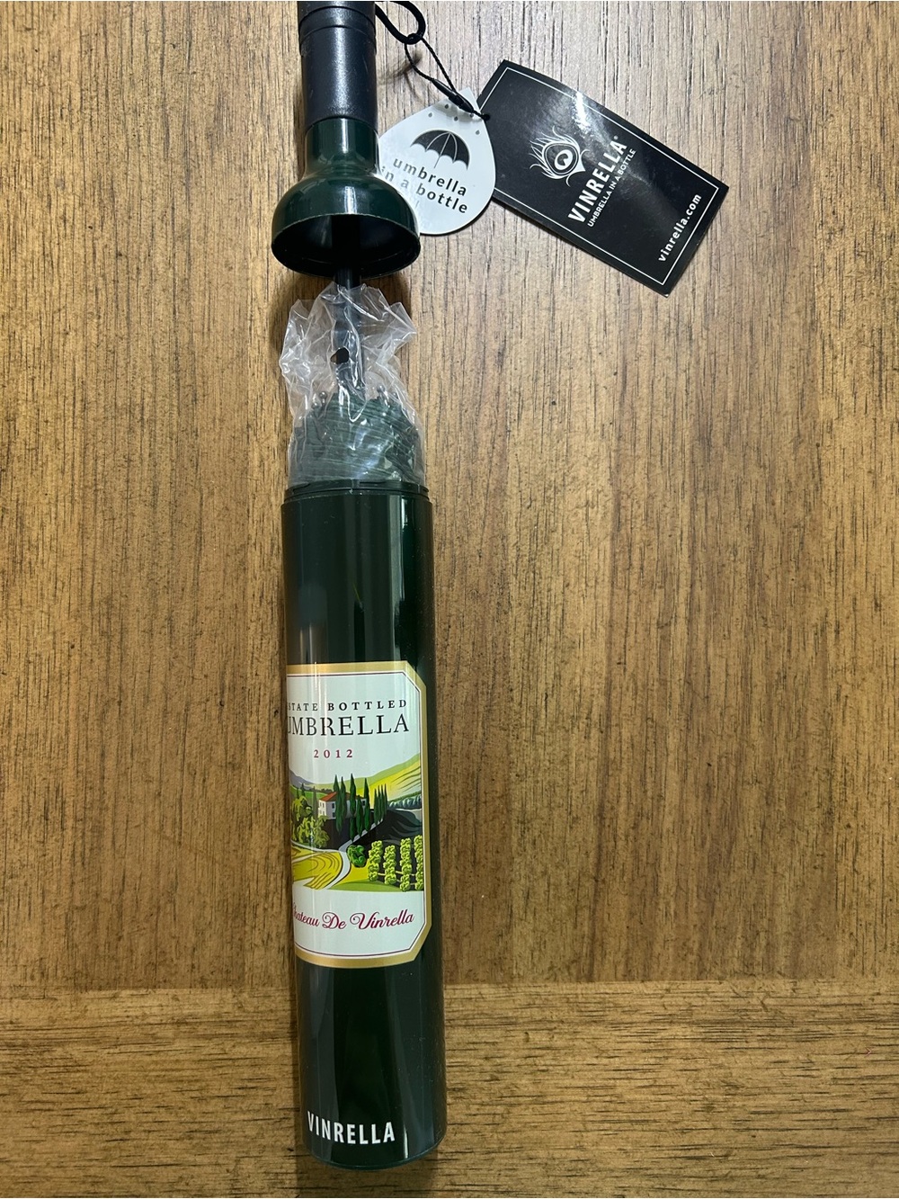 NWT Green Wine Bottle Umbrella 🌂 - Picture 2 of 2